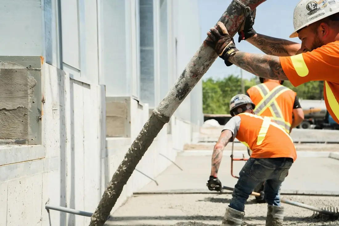 Colado de precisión y control de calidad en obra — TPD Construcción Vaciado de concreto en cimbra de obra