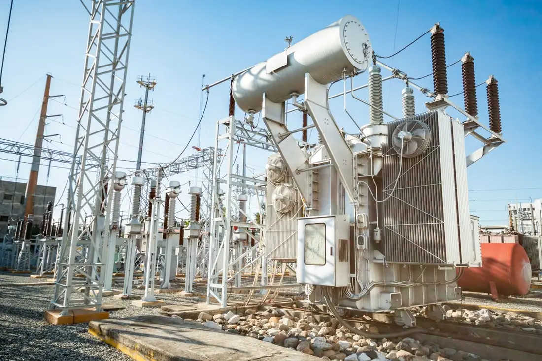 Subestación eléctrica de alta tensión