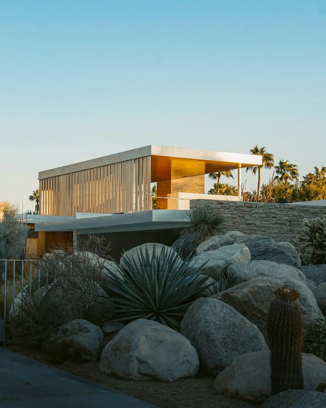 Casa modular con vegetación integrada